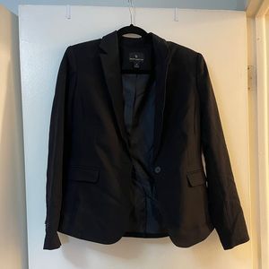 Women’s suit jacket